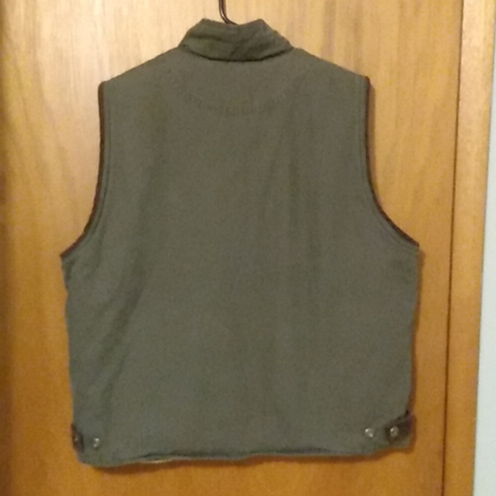 Wrangler Green Insulated Vest for Outdoor Adventures Size Large - Picture 3 of 6